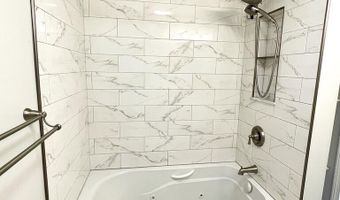 101-2 Waldo Ave, Belfast, ME 04915