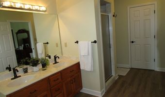 107 FARMER Trl, Atoka, TN 38004
