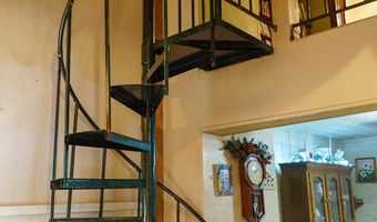 117 W Main St, Ash Grove, MO 65604