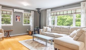 39 Kitteridge Brook Rd, Bar Harbor, ME 04609