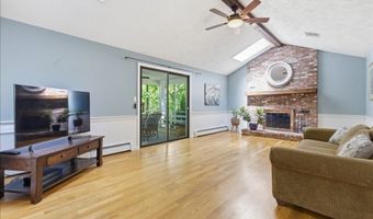 27 Kennel Hill Dr, Beverly, MA 01915