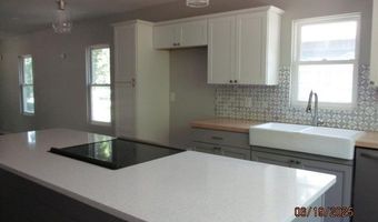 224 E Broadway Ave, Augusta, KS 67010