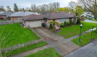 160 Monroe Dr, Amherst, NY 14221