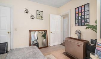 13 Elizabeth St, Cumberland, RI 02864