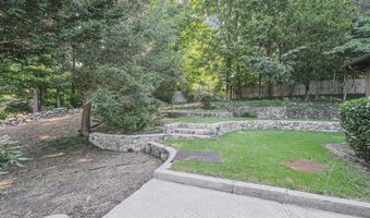 203 Hoyt St, Darien, CT 06820
