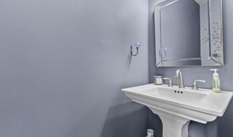 8290 WOODBINE Rd, Airville, PA 17302