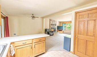 48 Elm St, Berkley, MA 02779