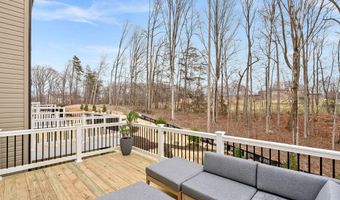 2460 MYSTIC MAROON Ter, Ashburn, VA 20147