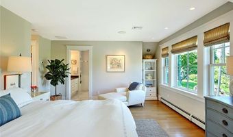 5 Curtis Rd, North Kingstown, RI 02874