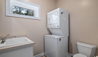 1694 Old Siskiyou Hwy, Ashland, OR 97520