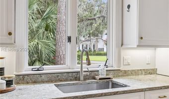 36 Hawthorne Rd, Bluffton, SC 29910