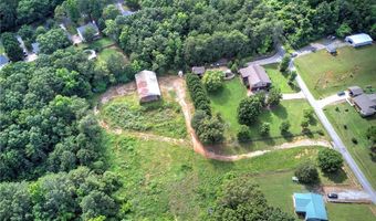 122 Shake Rag Cir NW, Adairsville, GA 30103