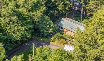 67 S Sandy Cove Rd, Belgrade, ME 04917