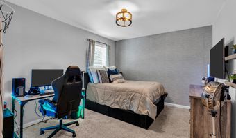 9 Cape Cod Ave, Barnegat, NJ 08005