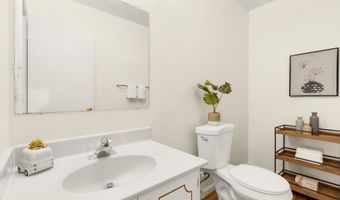 19 SHAGBARK Ct, Rockville, MD 20852