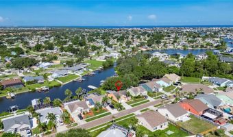 318 LOOKOUT Dr, Apollo Beach, FL 33572