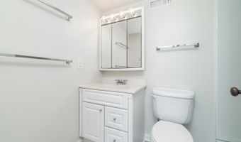 2305 W Fort Macon Rd 207, Atlantic Beach, NC 28512