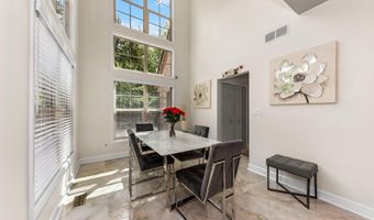 2086 Valleyview Dr, Ann Arbor, MI 48105