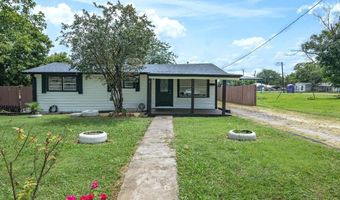 402 E Davis Ave, Alvarado, TX 76009