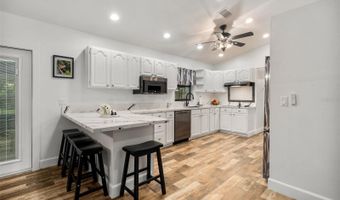 14825 SW 83RD Ter, Archer, FL 32618