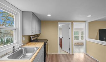 51 Knotty Oak Shr, Coventry, RI 02816