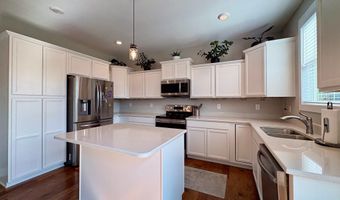 2419 NW Applewood St, Ankeny, IA 50023