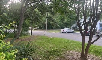 3230 Cumberland Rd 1, Ocean Springs, MS 39564