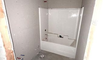 310 N East St, Arco, ID 83213