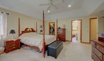 15 Dilaj Dr, Columbia, CT 06237