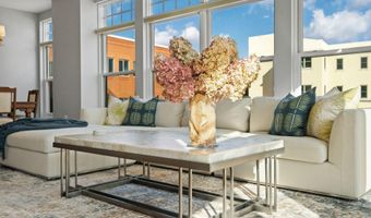 17 Chapel St Apt 402, Albany, NY 12210