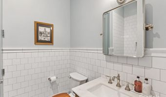 1614 Brook Rd, Charlotte, NC 28205