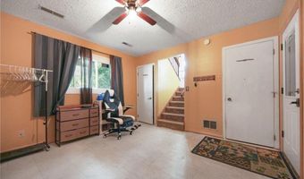 885 70th Ave N, Brooklyn Center, MN 55430