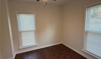 219 N 12th St, Atchison, KS 66002