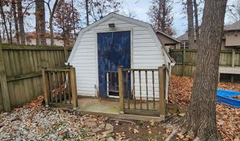 1019 E Daniels St, Aurora, MO 65605