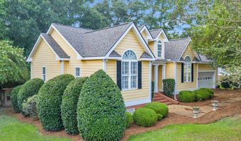 104 Westlake Cir, Americus, GA 31709