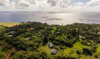 601 N Honokala Rd B, Haiku, HI 96708