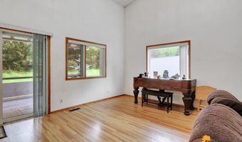 19411 Klondike St, Chugiak, AK 99567