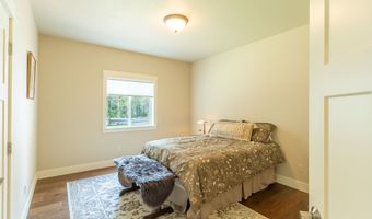 13831 Great Bear Loop, Bigfork, MT 59911