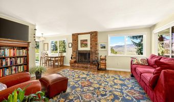 1159 Park St, Ashland, OR 97520