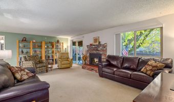 759 N Laurel St, Ashland, OR 97520