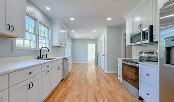 1107 Pine St, Bainbridge, GA 39819