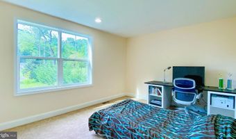 7313 BYRNELEY Ln, Annandale, VA 22003