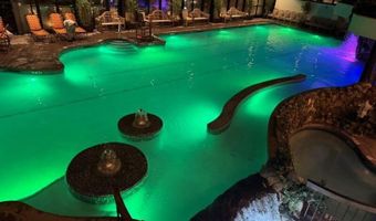 2 CHAMONIX Dr 213, Alloway, NJ 07462