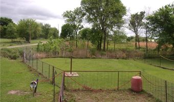 823 E Harden St, Altus, AR 72821