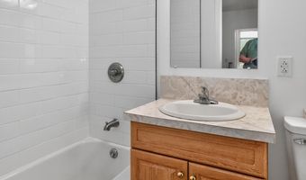 386 Division St, Amsterdam, NY 12010