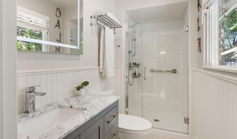 492 Herbert St, Ashland, OR 97520