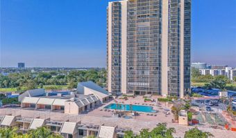 20351 W Country Club Dr TH17, Aventura, FL 33180