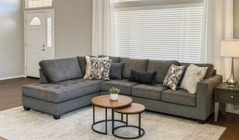 13572 Kurena Rd, Apple Valley, CA 92308