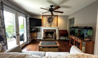 131 Pine Cir, Bennington, VT 05201