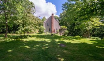 140 Ironworks Rd, Clinton, CT 06413